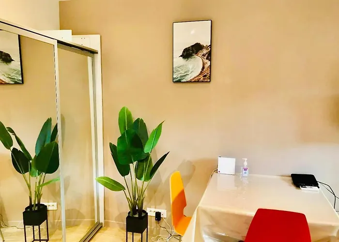 Le Logis De Rigoumel 1 ツーロン