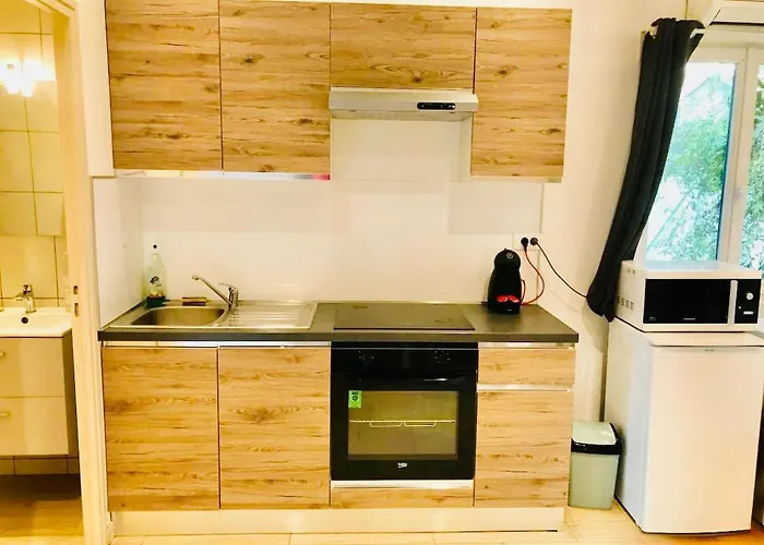 Le Logis De Rigoumel 1 アパート *